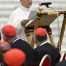 Le pape Léon XIV clôture le consistoire par un appel à la paix