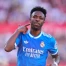 Vinicius Jr prolonge au Real Madrid jusqu'en juin 2032