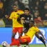 Zachary Athekame, passeur décisif, porte Lyon en tête de Ligue 1