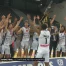 Le capitaine reste à la barre