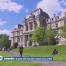 Il aurait aidé son amie à mourir avec sa fille