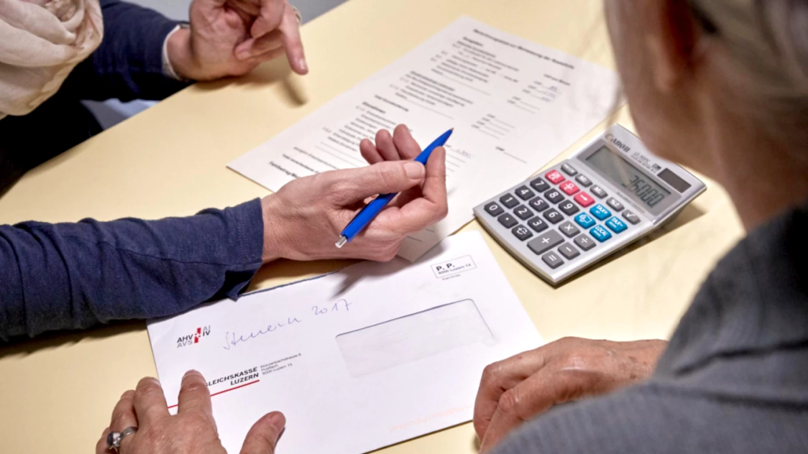 CSP romands appuient la révision de la loi LP contre le surendettement