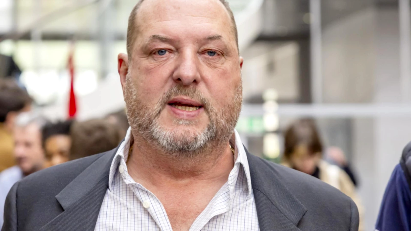 Thierry Cerutti porte plainte contre la RTS pour accusations de fraude