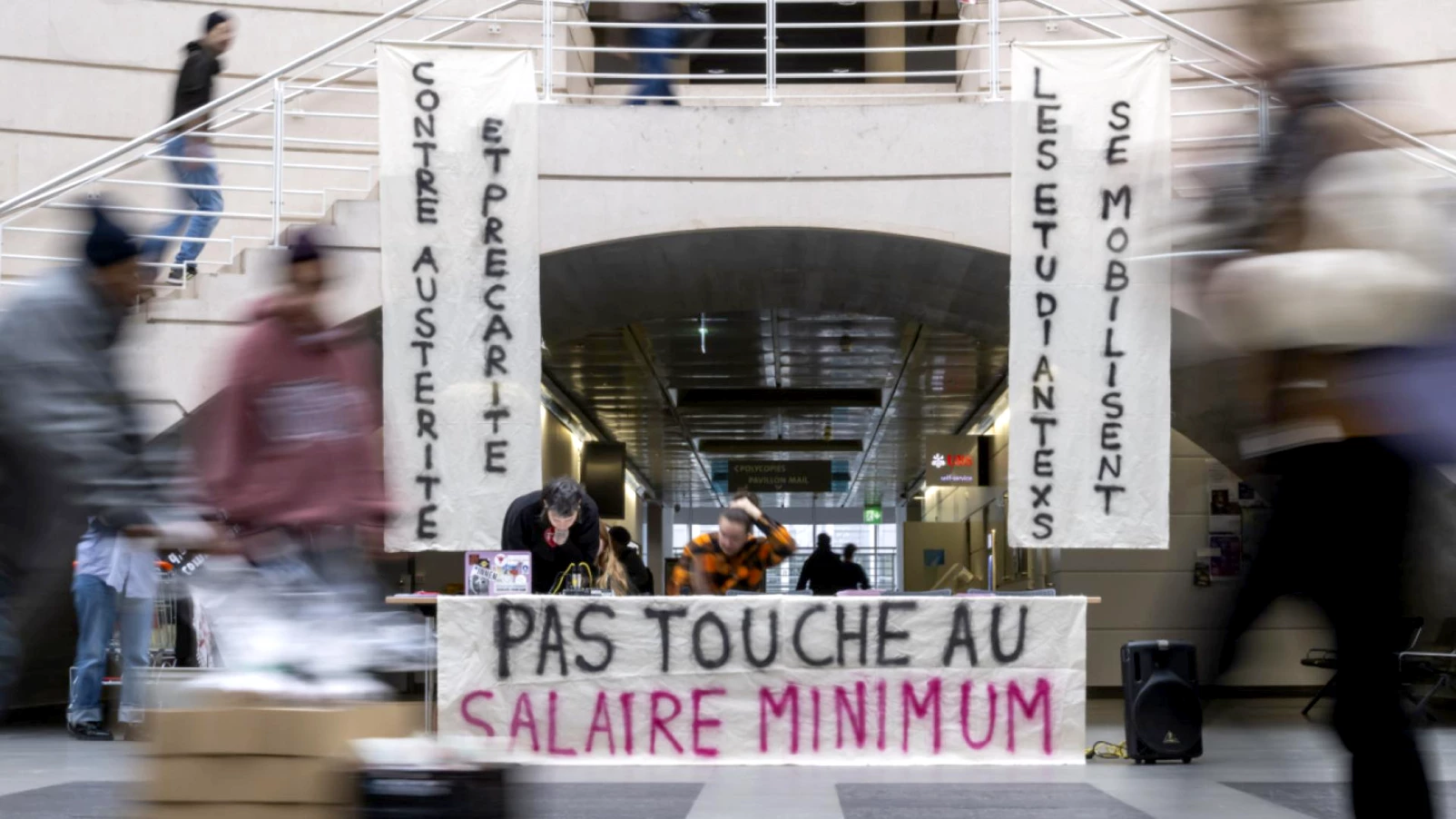 Genève: la gauche défend le salaire minimum pour les jobs d'été