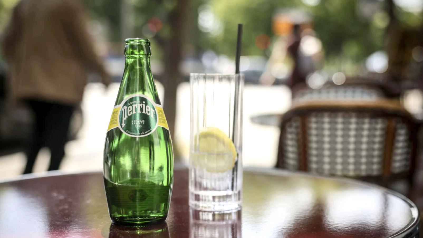 Nestlé : Perrier maintenue comme eau minérale naturelle