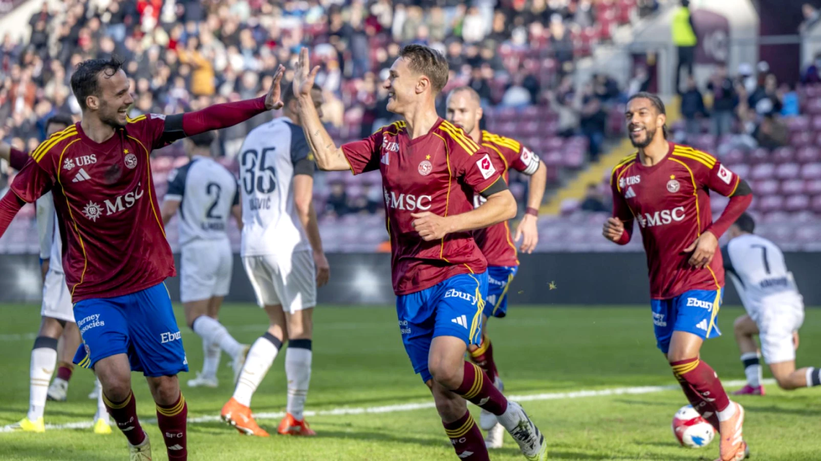 Servette 1-1 FC Zurich (Super League) : Burch marque, Zurich tient