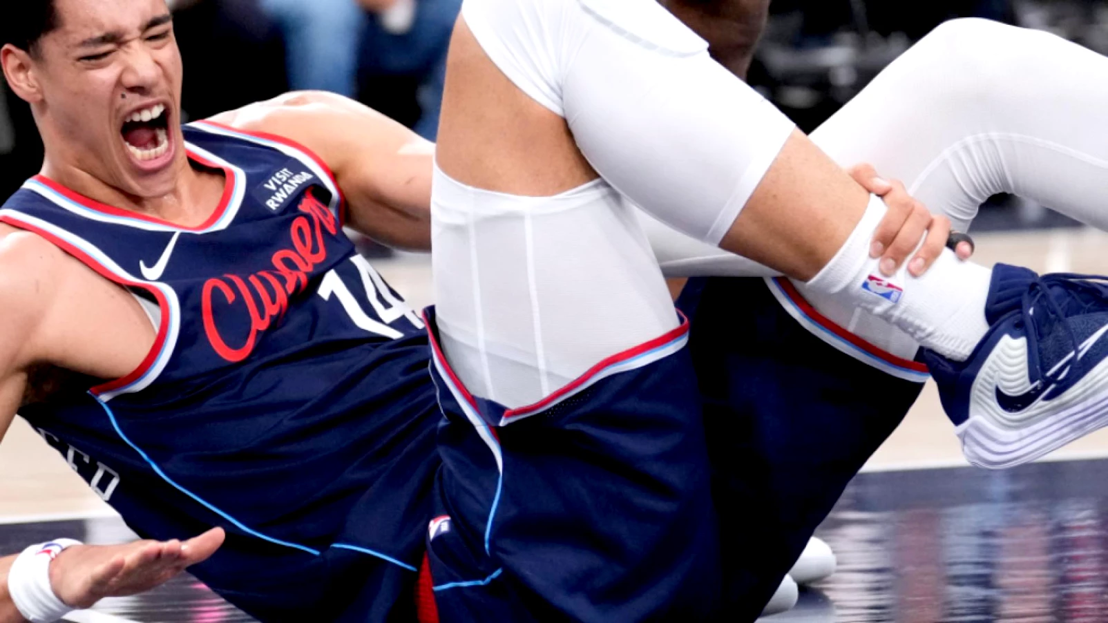 Les Clippers: 3e victoire de rang, Niederhäuser blessé au pied