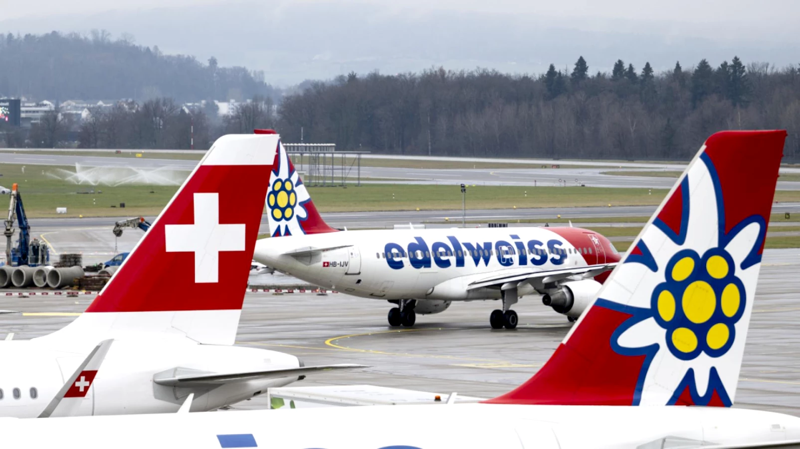 Deux vols spéciaux d'Edelweiss ramènent 404 passagers d'Oman à Zurich