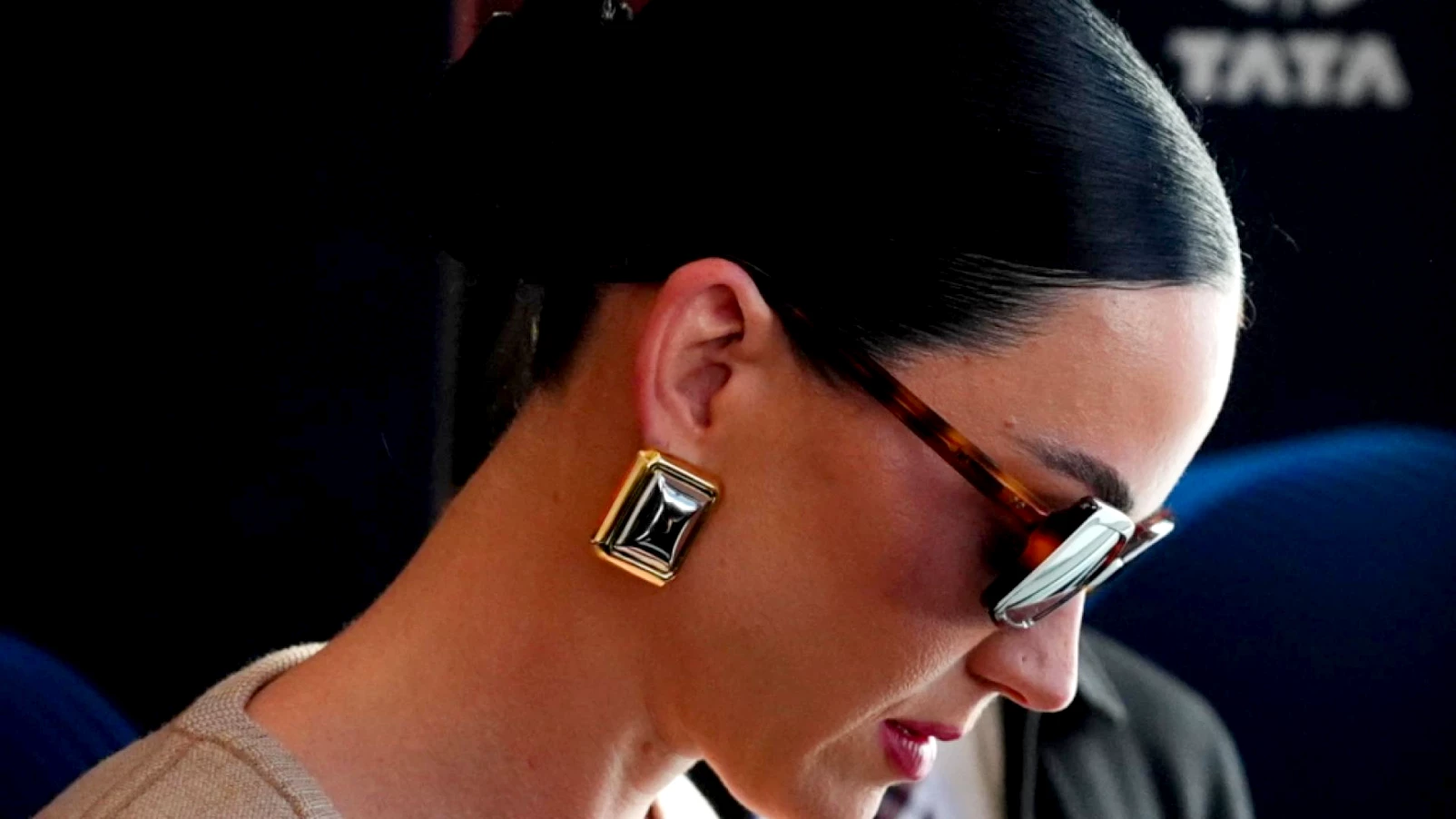 Katy Perry perd: la styliste Katie Perry conserve sa marque