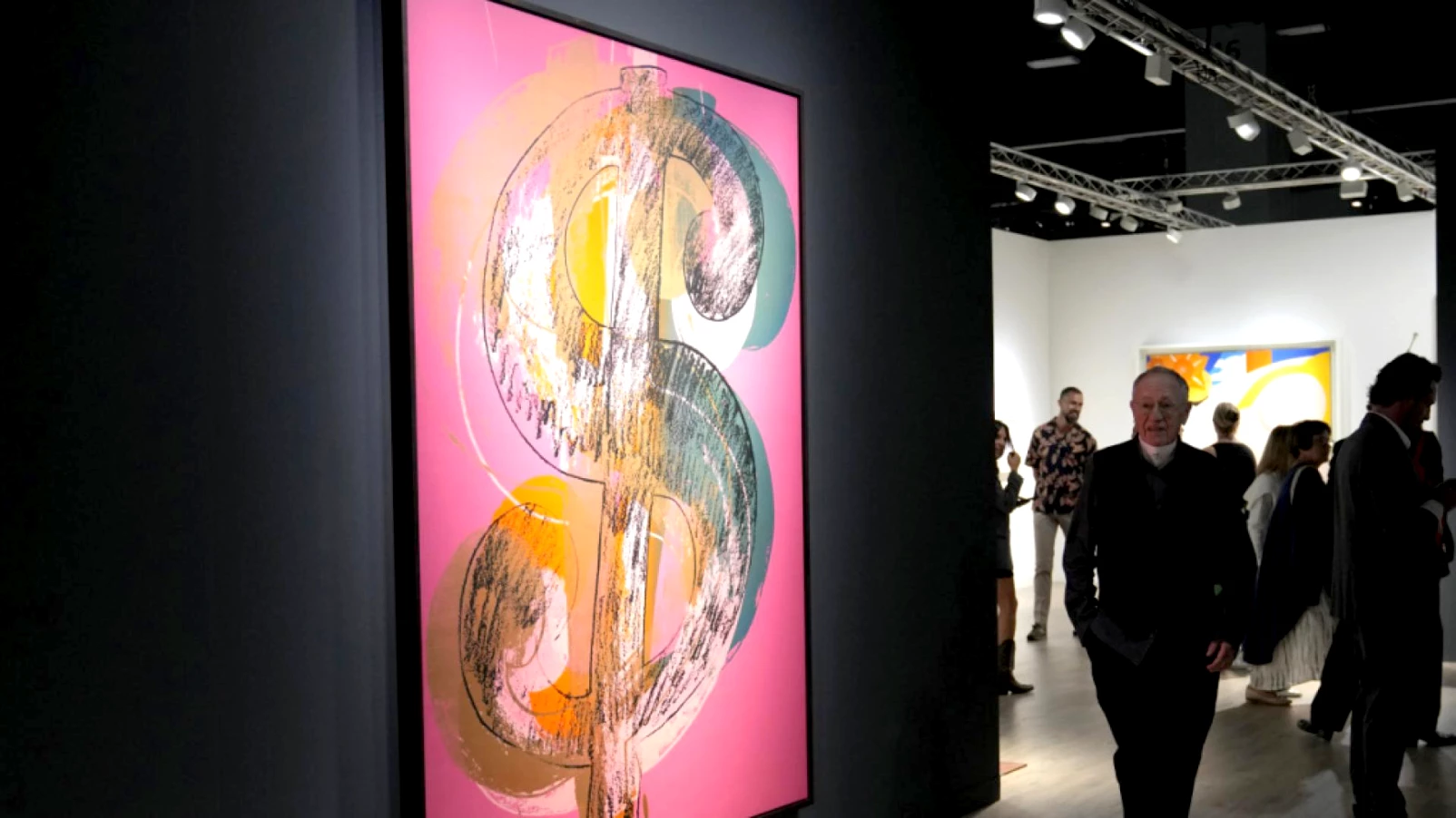 Marché mondial de l'art 2025 : légère reprise, enchères en hausse