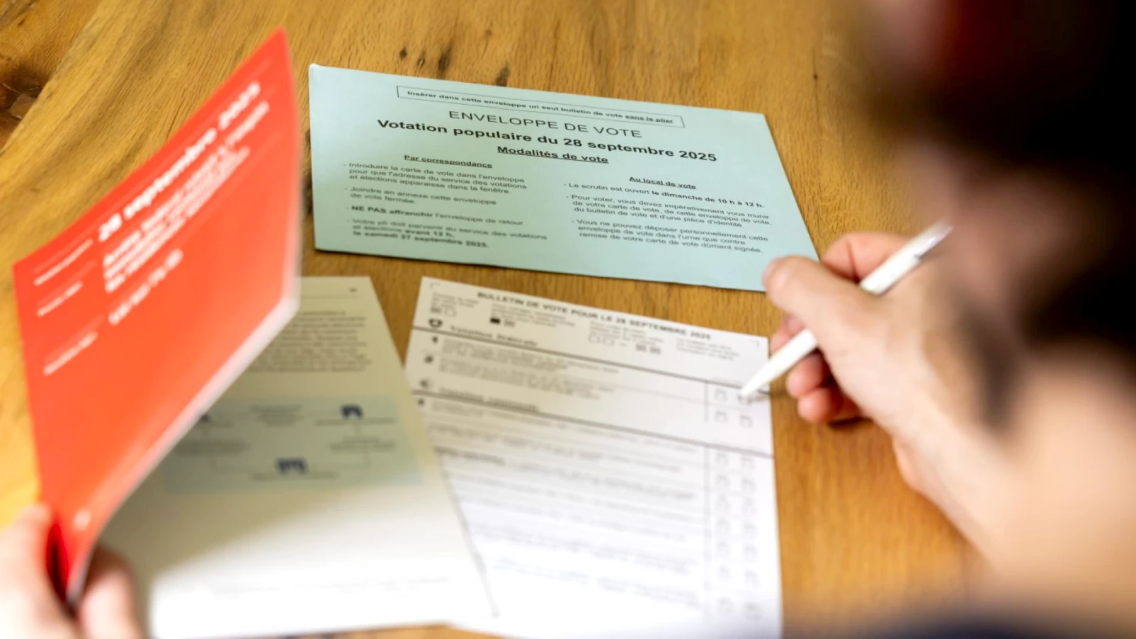 Le Grand Conseil valaisan accepte un postulat pour le vote électronique