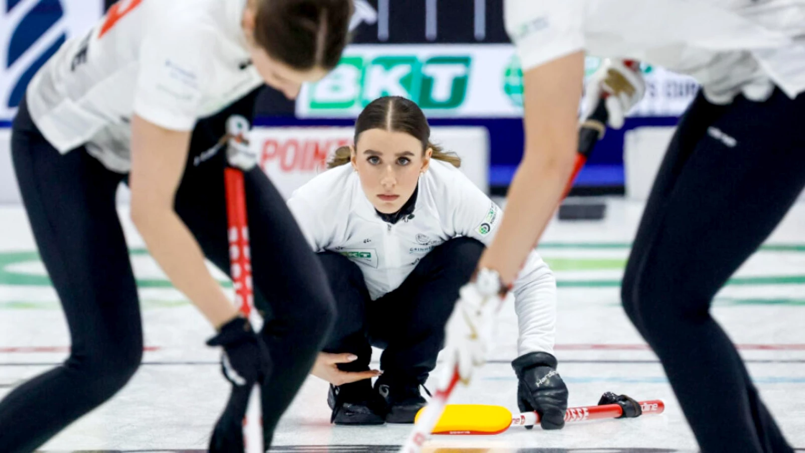 Les Suissesses en finale du mondial dames de curling face au Canada