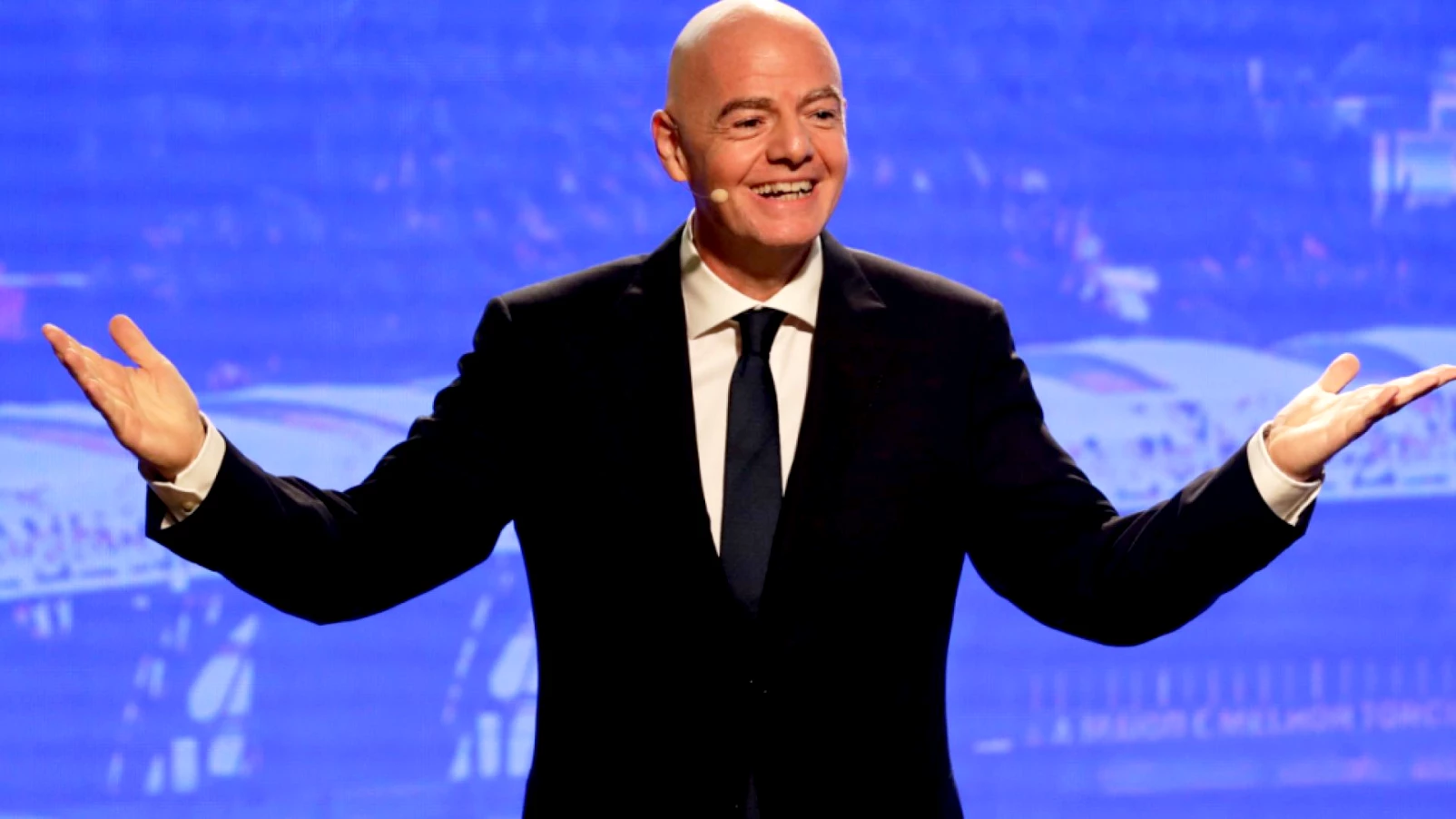 L'Iran ira à la Coupe du monde aux États-Unis, assure Infantino