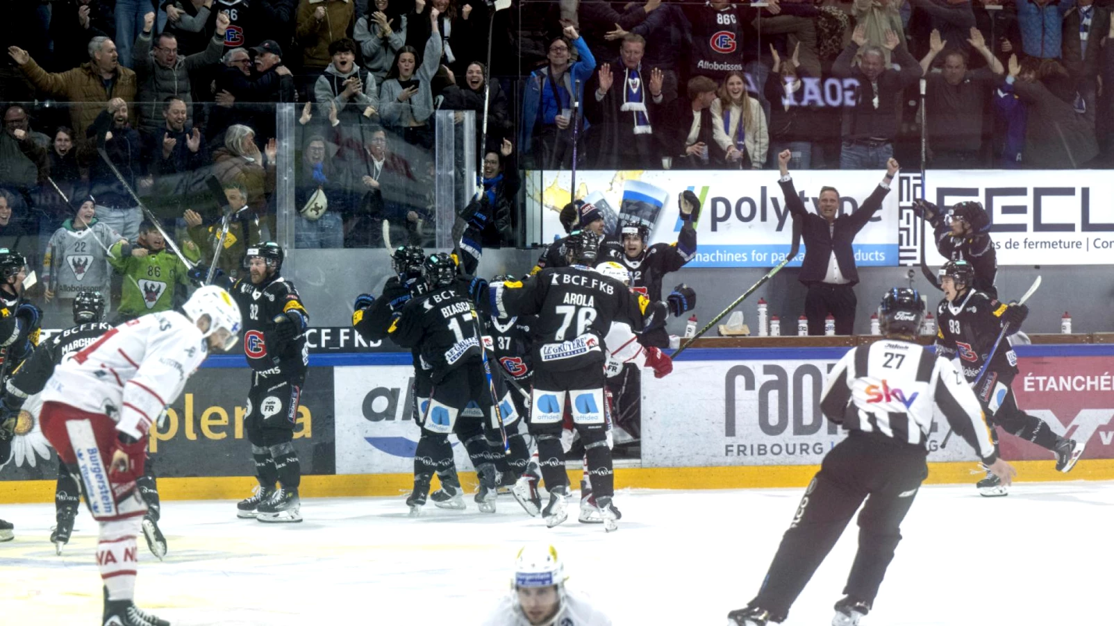 NL : Fribourg-Gottéron se qualifie difficilement en demi-finale