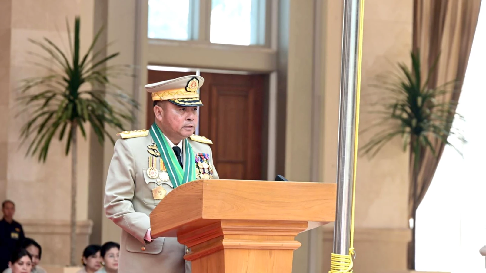 Birmanie : Min Aung Hlaing maintient sa mainmise en devenant président