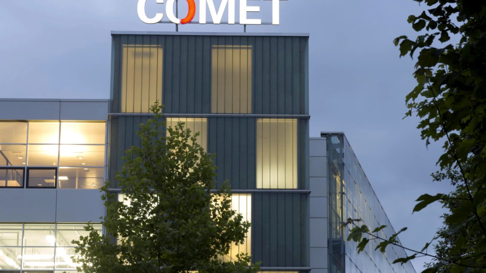 Comet (Fribourg) : entrées de commandes en hausse, CA en recul
