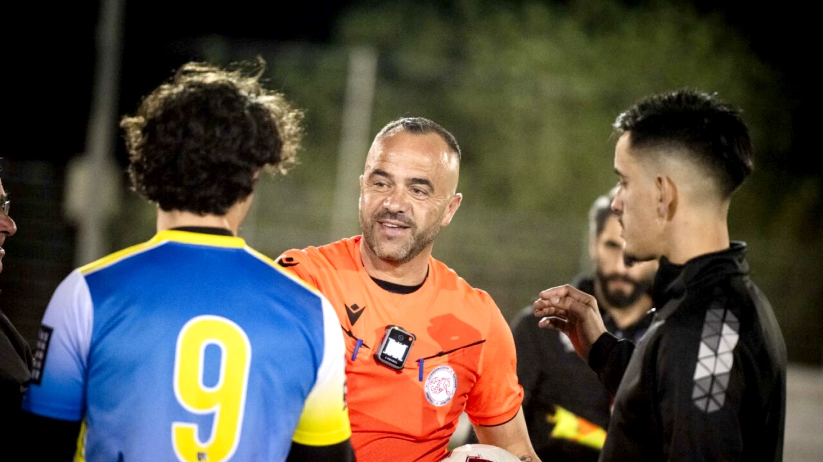 Bodycams : test pour protéger les arbitres dans le football amateur
