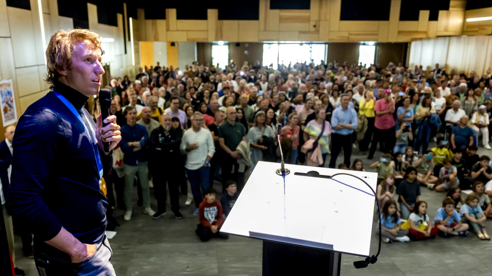 Veyrier fête Tanguy Nef, médaillé d'or olympique de ski alpin