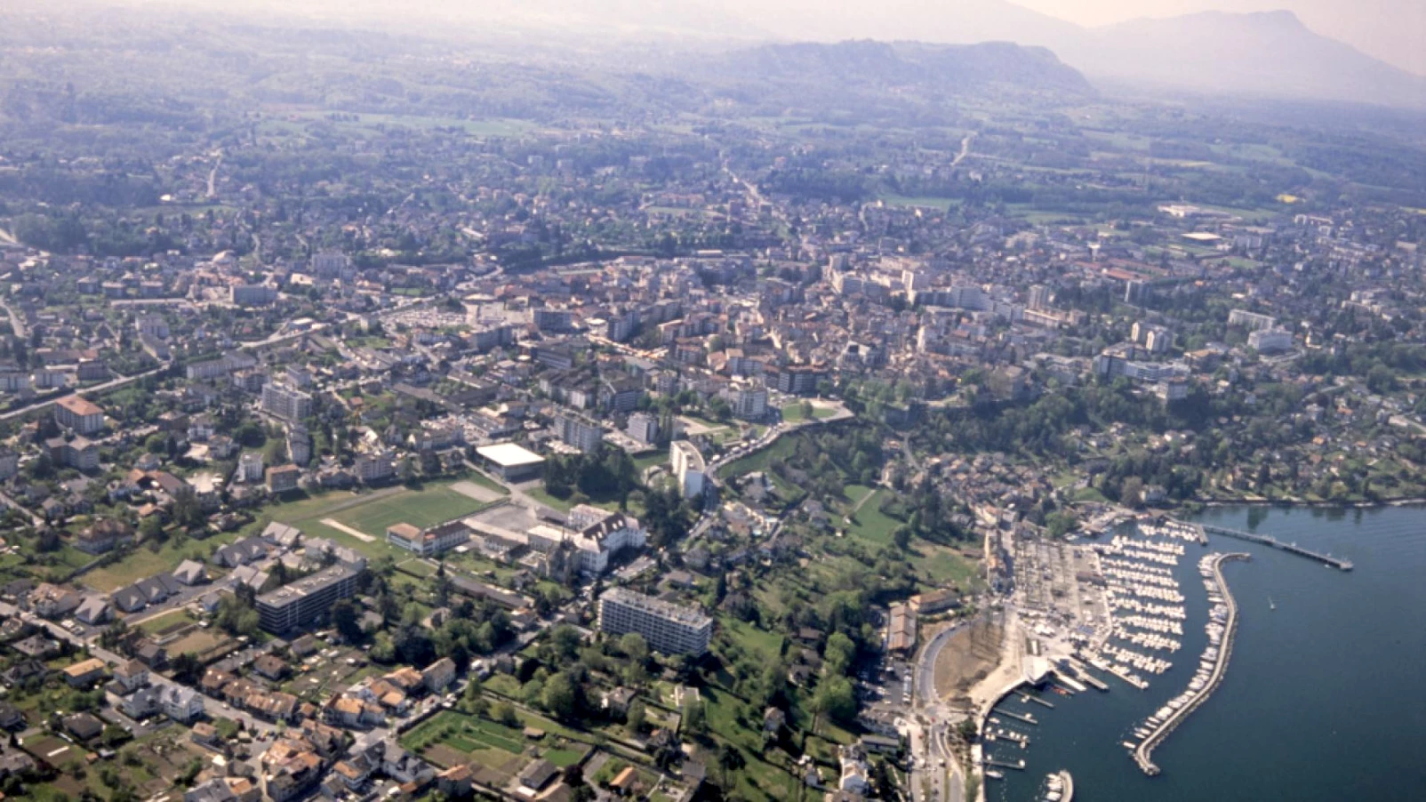 Mobilisation transfrontalière contre l'autoroute Machilly-Thonon