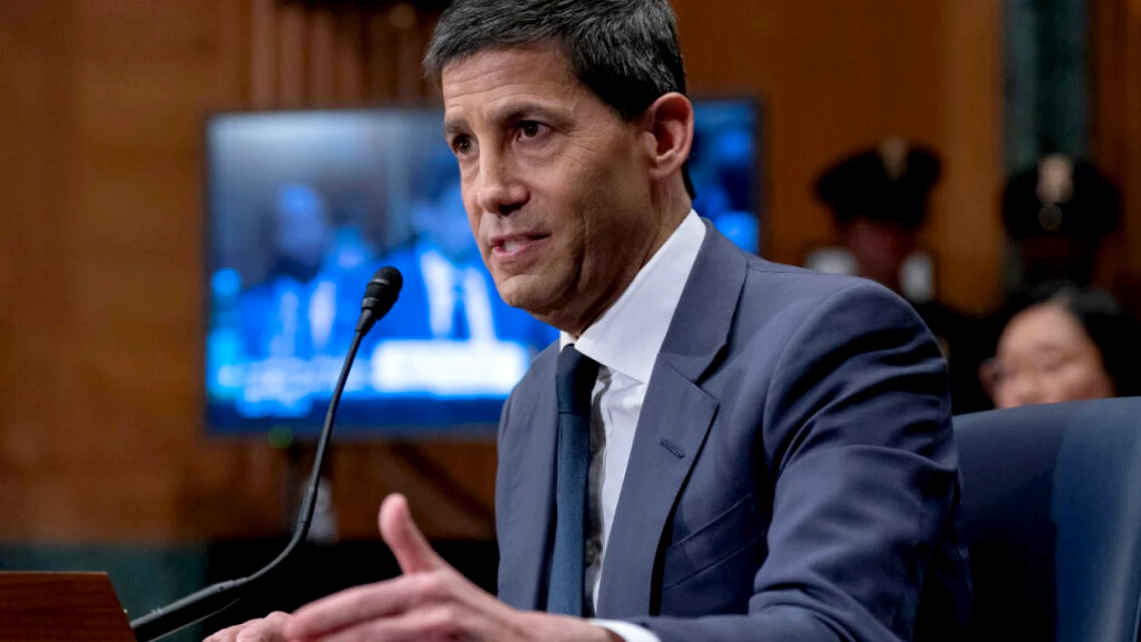 Kevin Warsh confirmé à la tête de la banque centrale américaine (Fed)