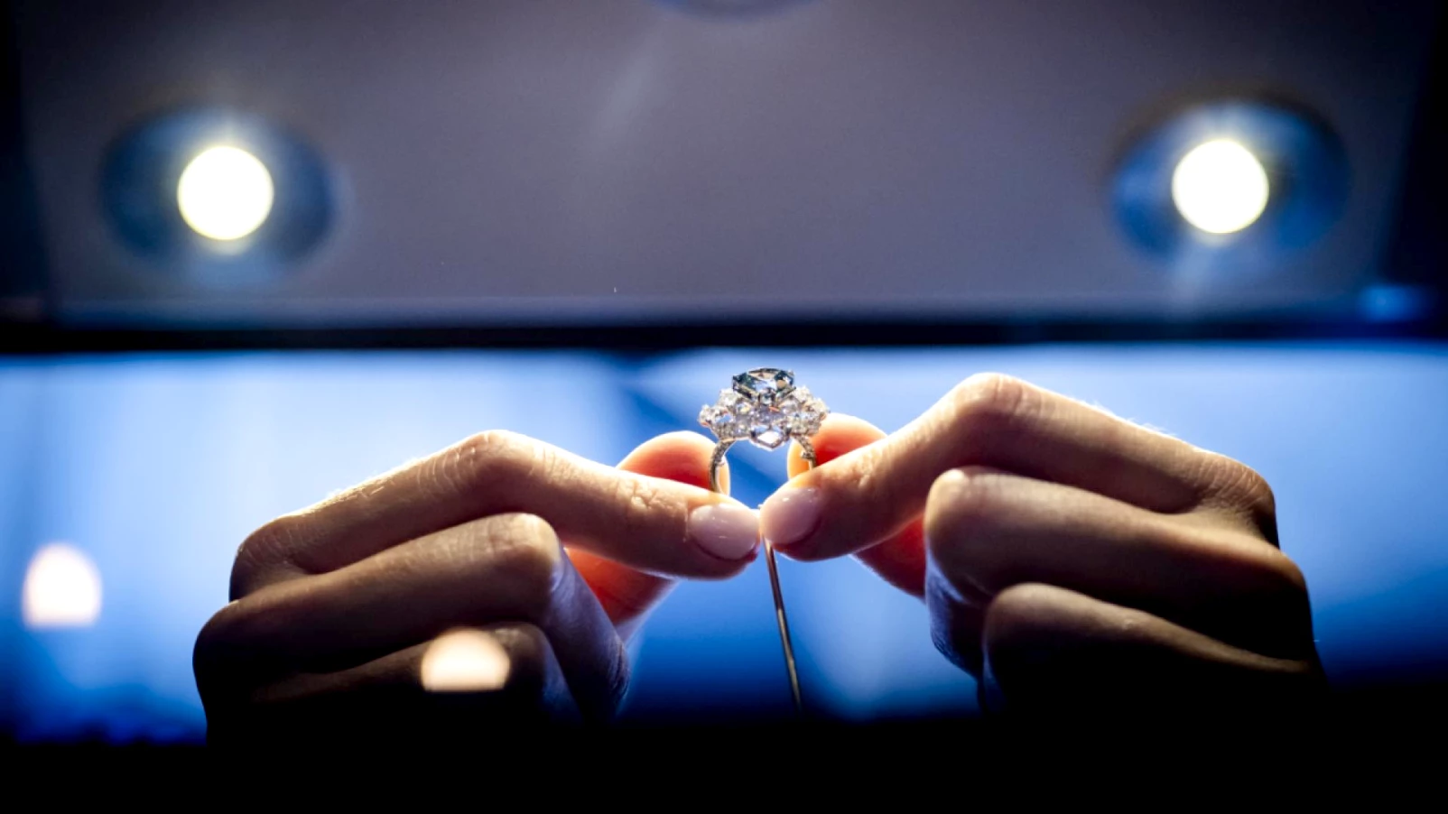 Le diamant bleu-vert Ocean Dream adjugé 13,6 MCHF, record