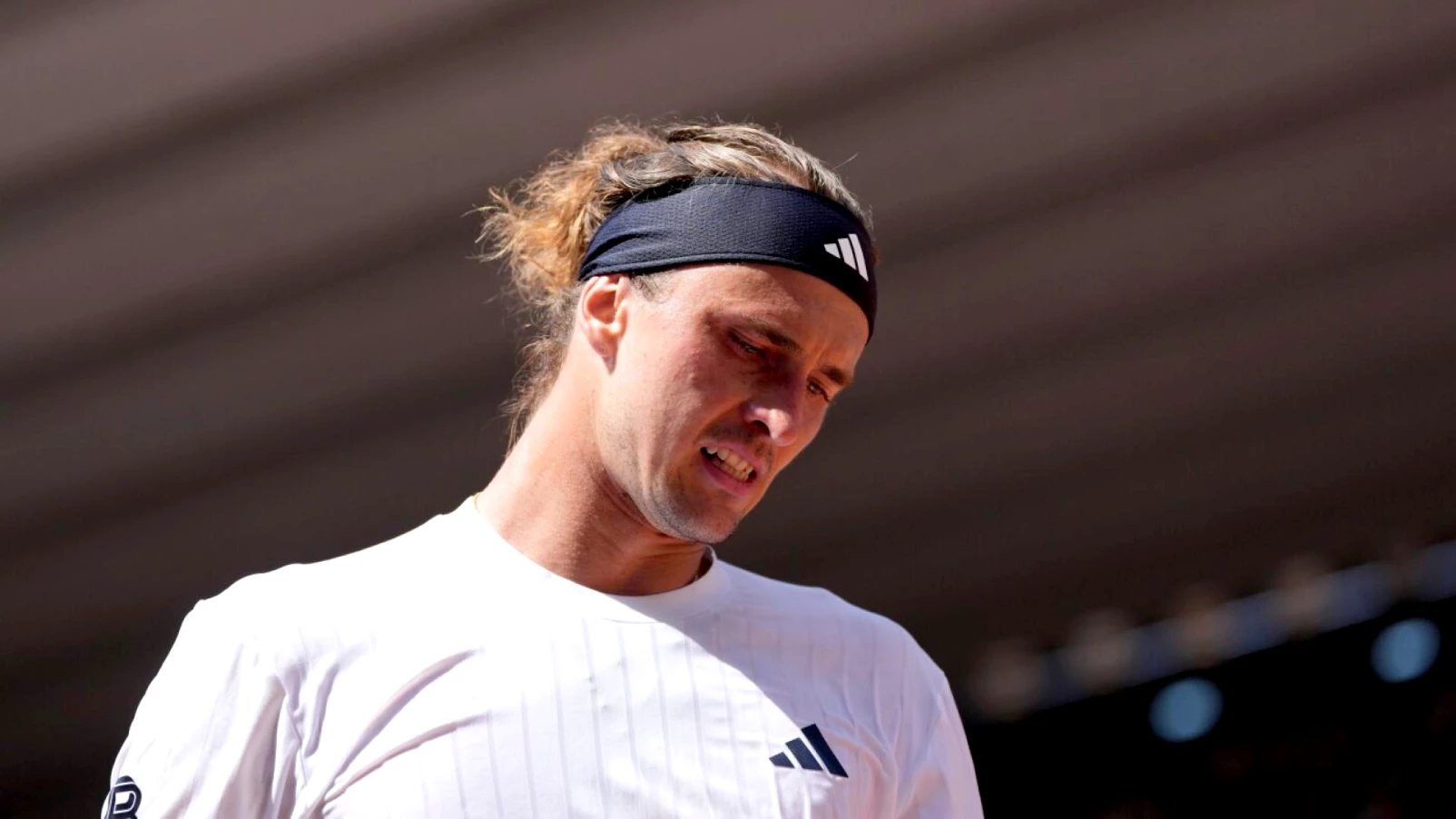 Zverev rassurant : victoire en 3 sets contre Bonzi à Roland-Garros