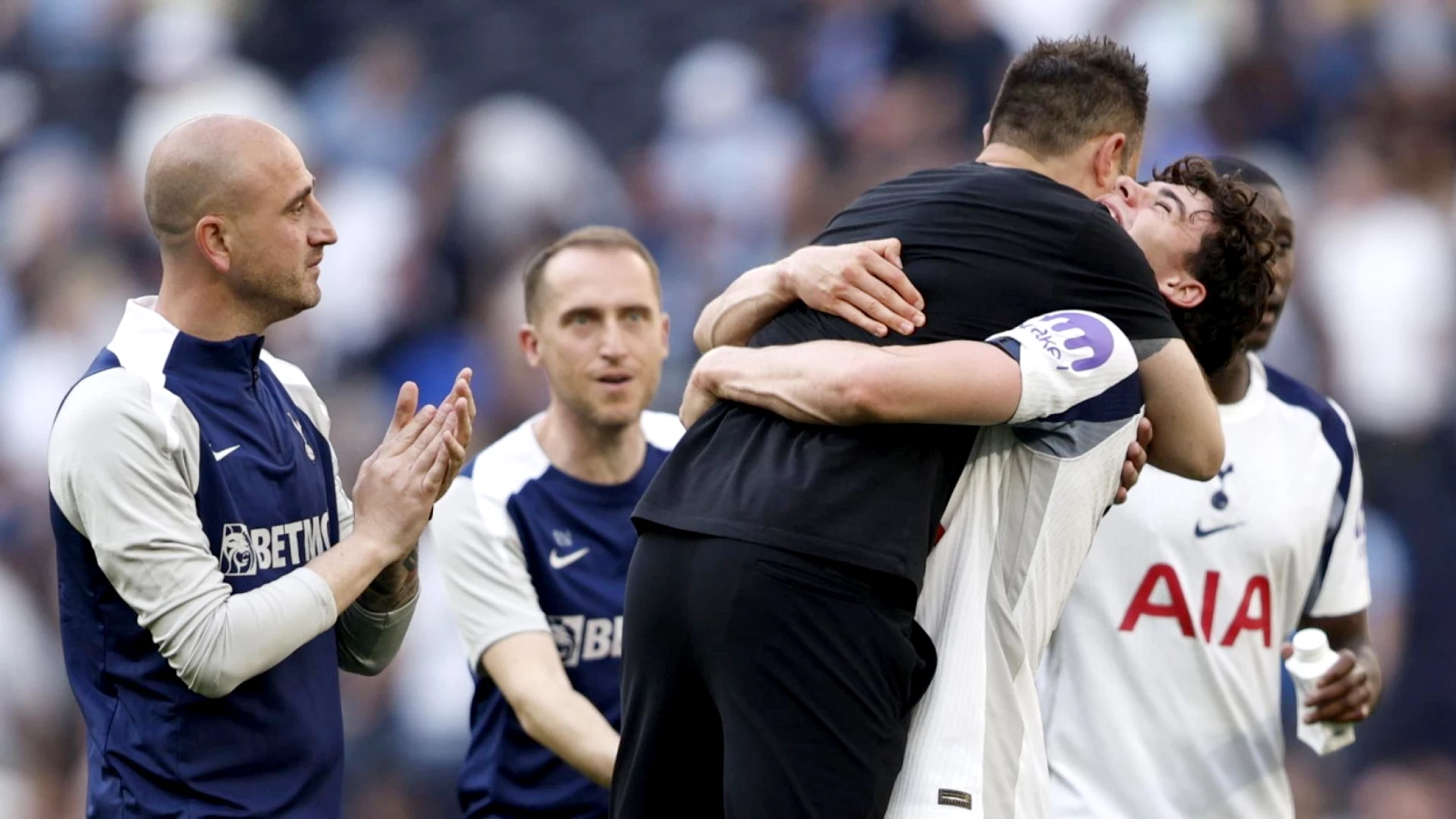 Chelsea hors d'Europe, Tottenham se maintient, West Ham relégué