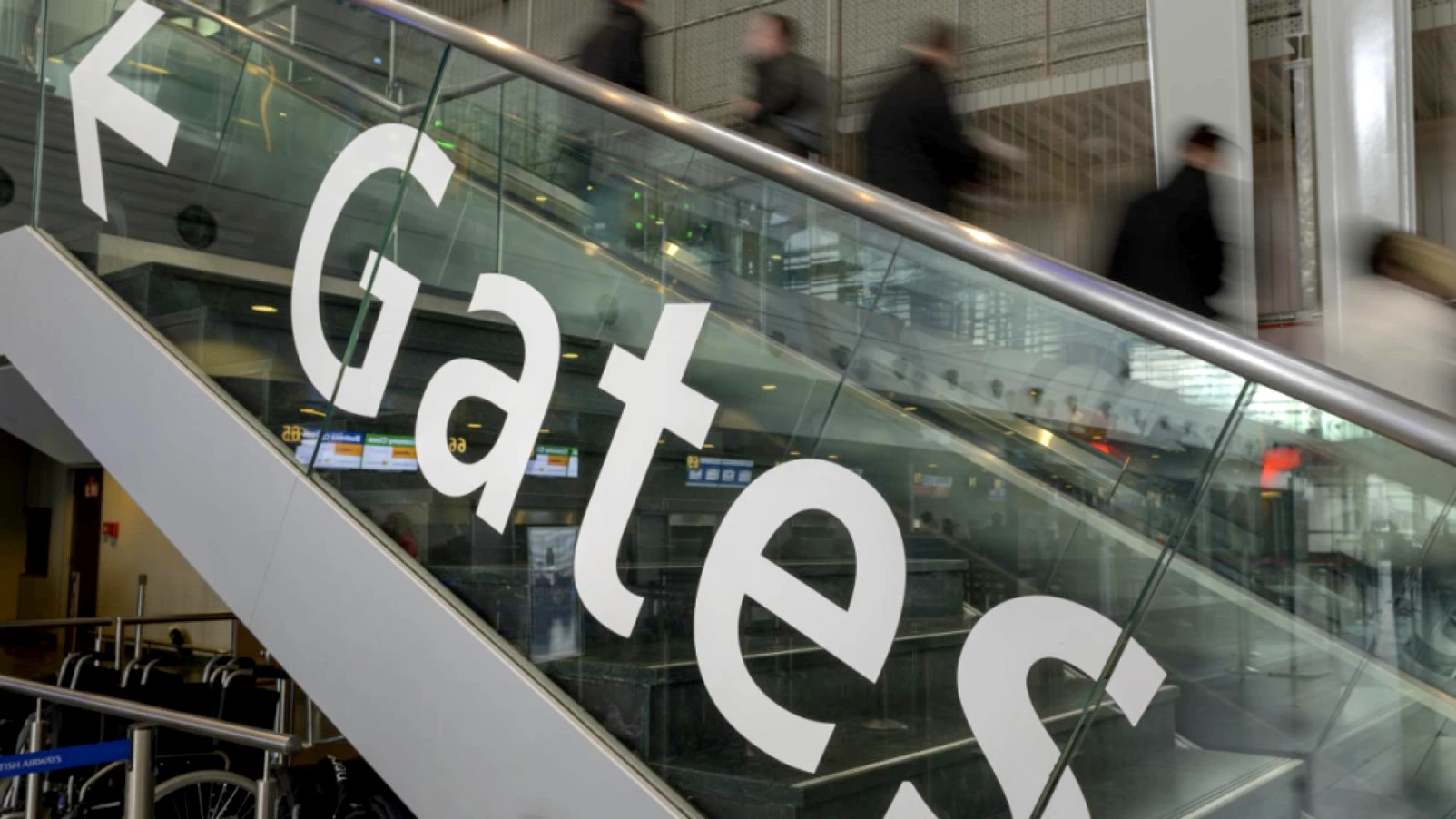 Pentecôte : bouchons au Gothard et afflux dans les aéroports suisses