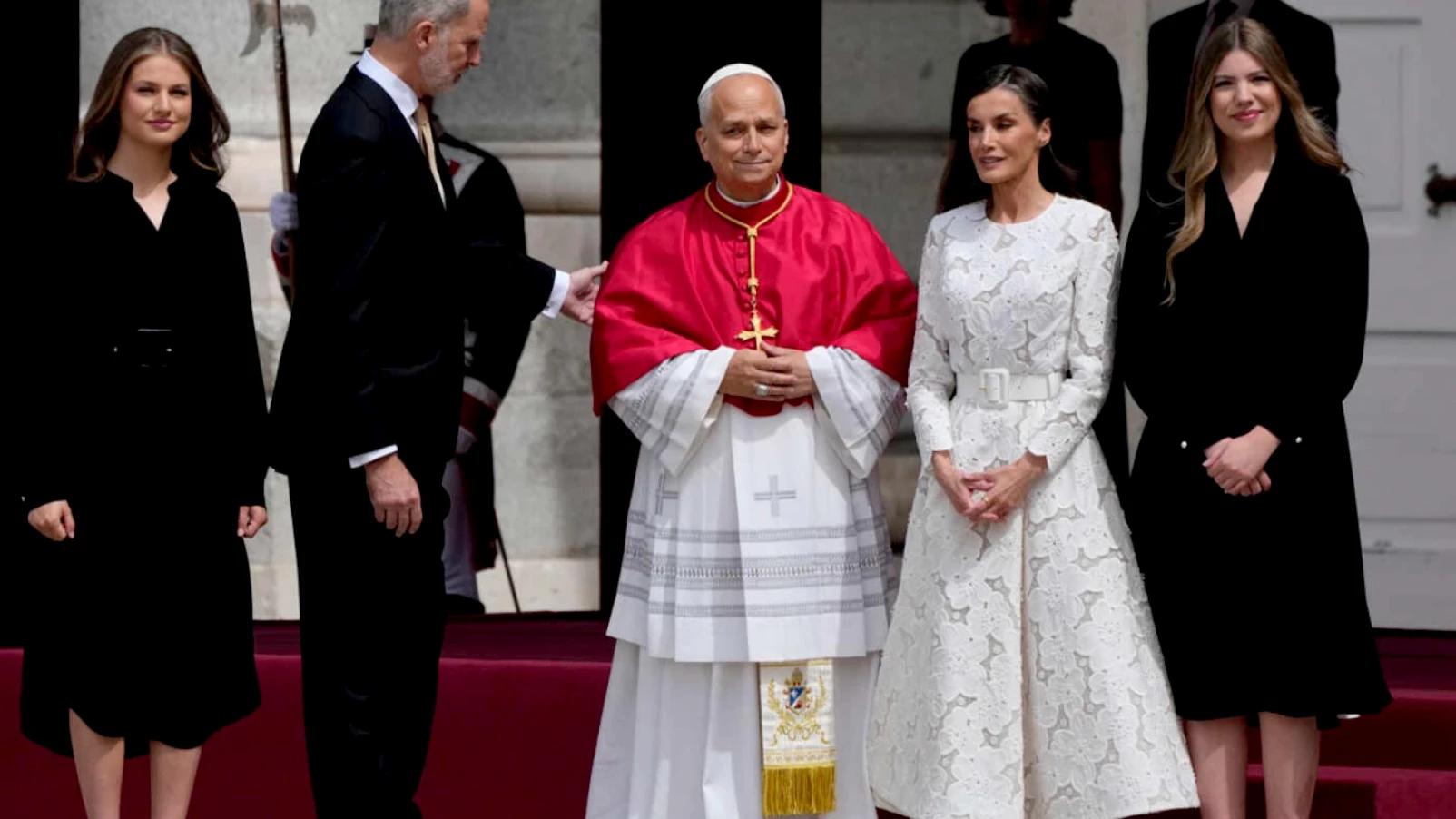 Le pape Léon XIV entame une visite d'État d'une semaine en Espagne