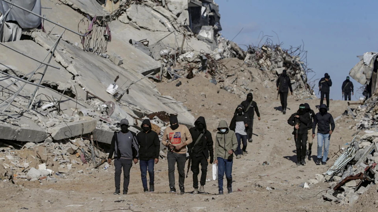 Enquête : affiliés du Hamas accusés de crimes de guerre à Gaza