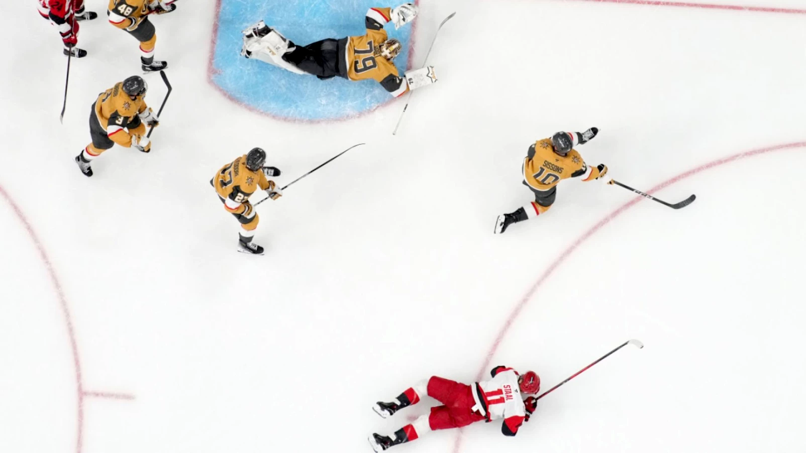 Carolina égalise à 2-2 face à Vegas en finale de la Coupe Stanley