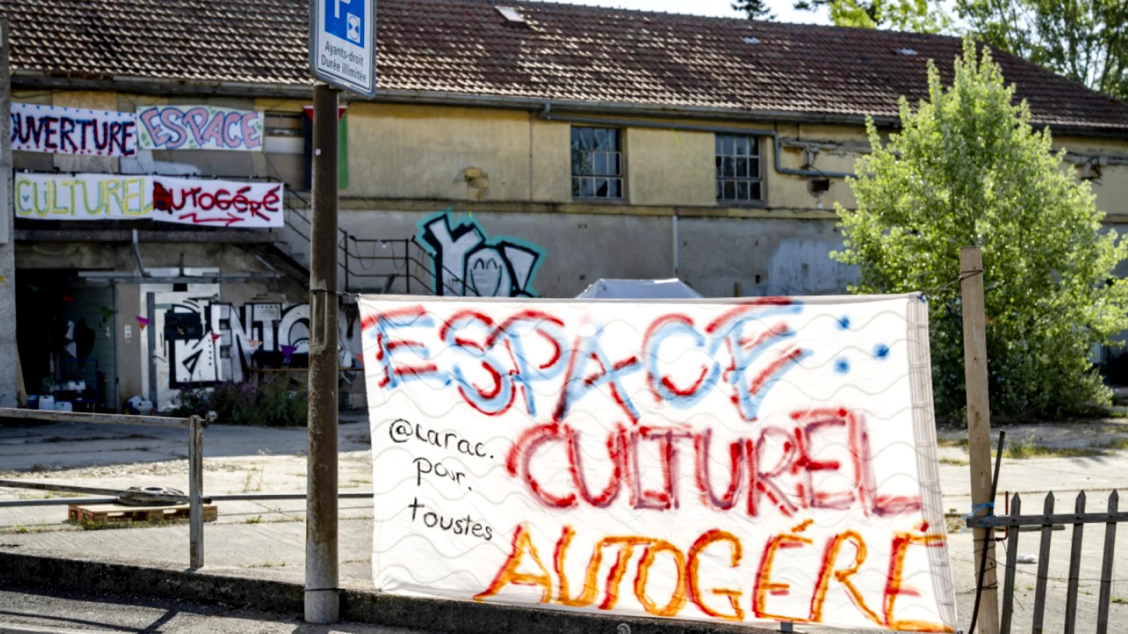 Le collectif Abal restera aux anciens abattoirs de Neuchâtel