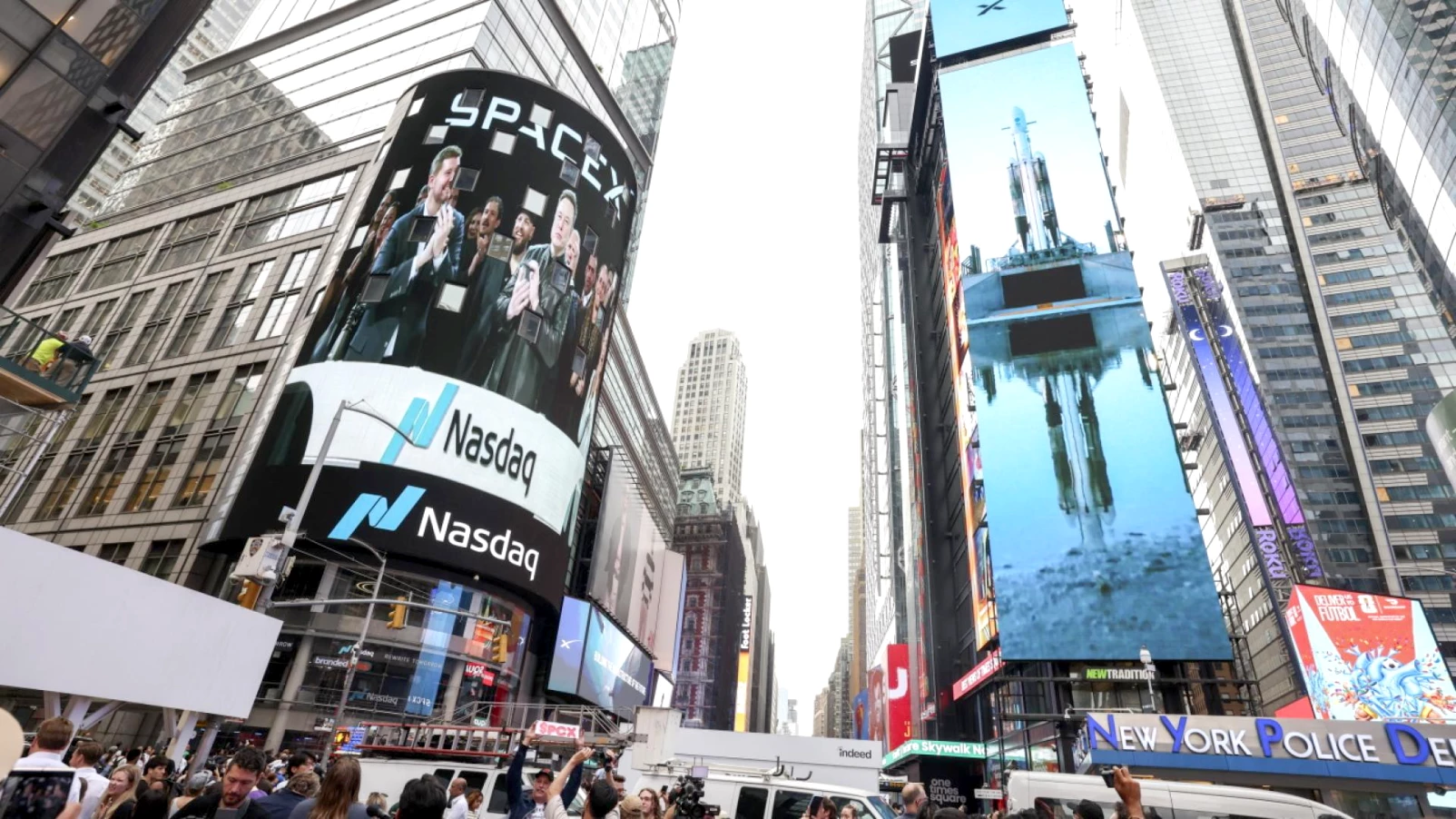 SpaceX : cotation historique à Wall Street, valorisation 2 000 Mds