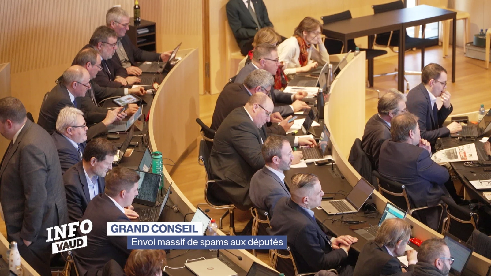 Envoi massif de spams aux députés