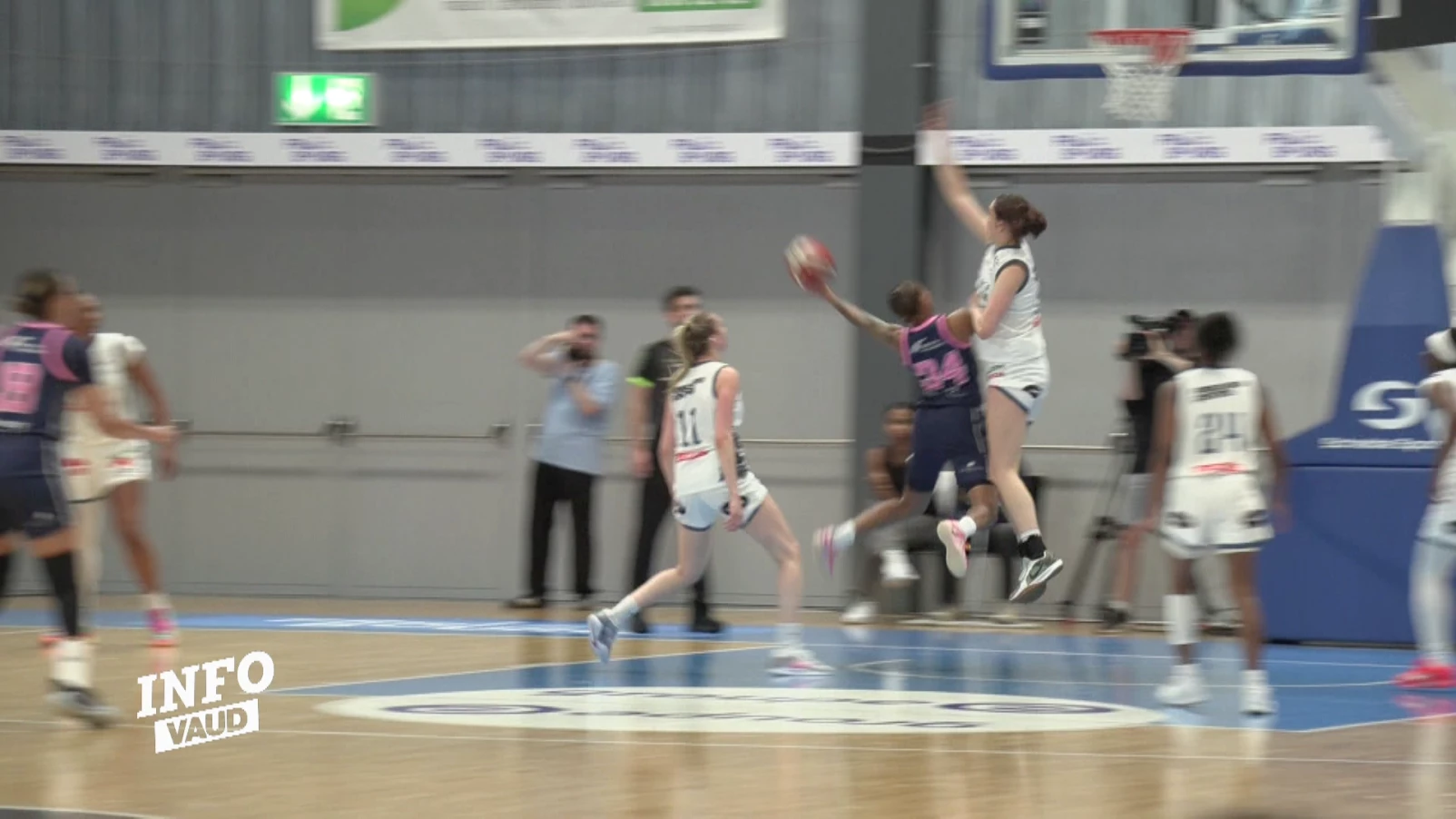 Nyon fait le break face à Elfic Fribourg