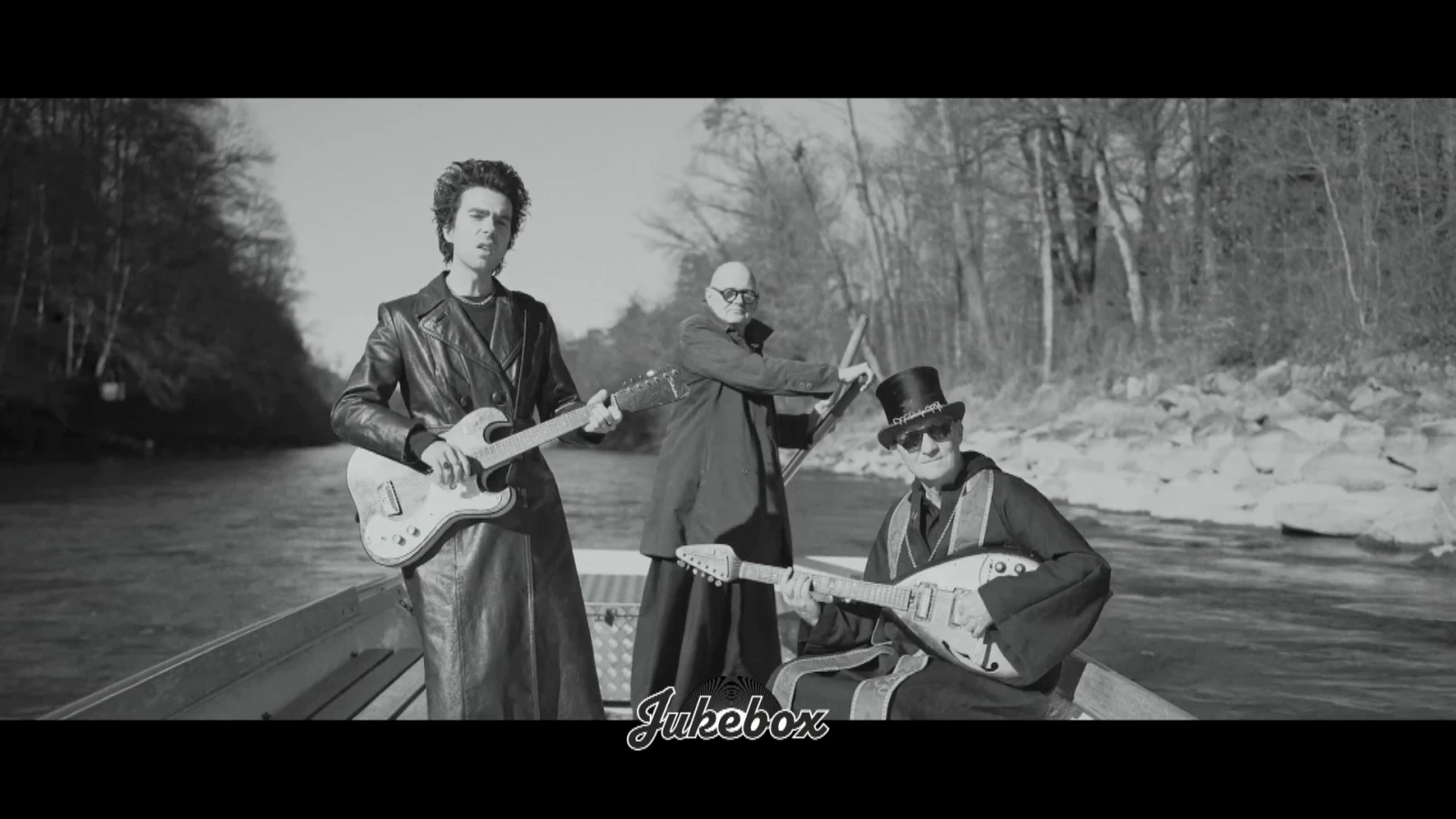 In The End de Reverend Beatman & Milan Slick