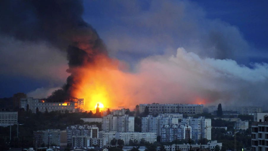 Kharkiv : nouvelles attaques russes causent décès et blessés Kharkiv : nouvelles attaques russes causent décès et blessés