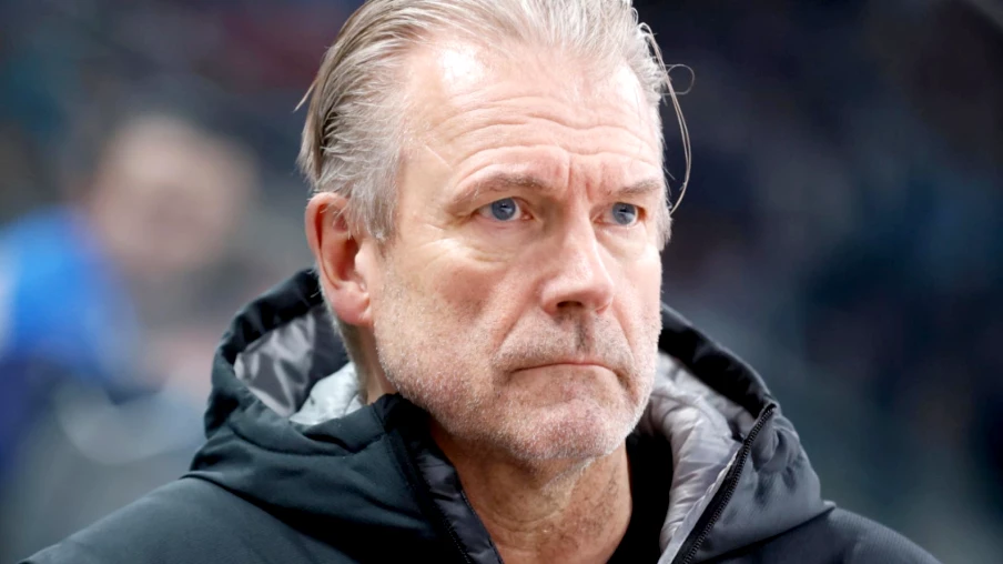 Geoff Ward prolonge son contrat d'entraîneur à Lausanne jusqu'en 2028 Geoff Ward prolonge son contrat d'entraîneur à Lausanne jusqu'en 2028