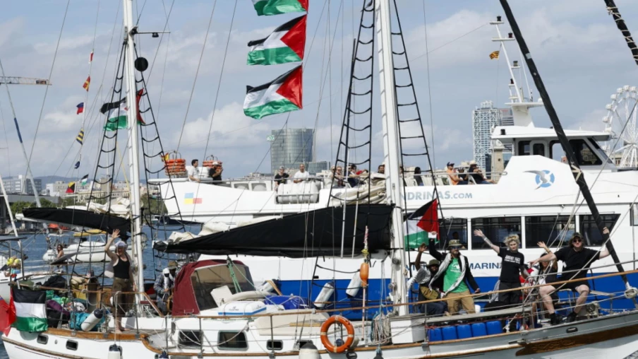 La flottille d'aide pour Gaza revient à Barcelone après vents violents