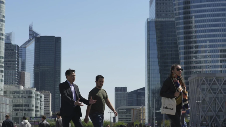 France : déficit commercial réduit en juillet, exportations en hausse