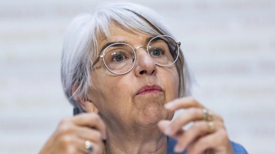 Baume‑Schneider: suppression du français à l'école primaire, un affront