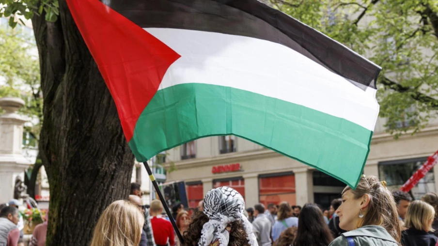 Lausanne: chauffard libéré après avoir foncé dans une manifestation