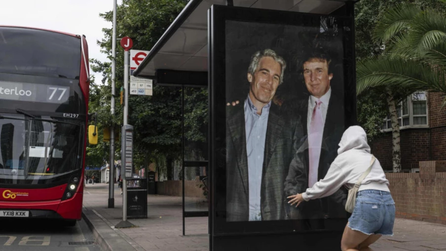 Lettre d'anniversaire 2003 de Donald Trump à Epstein rendue publique