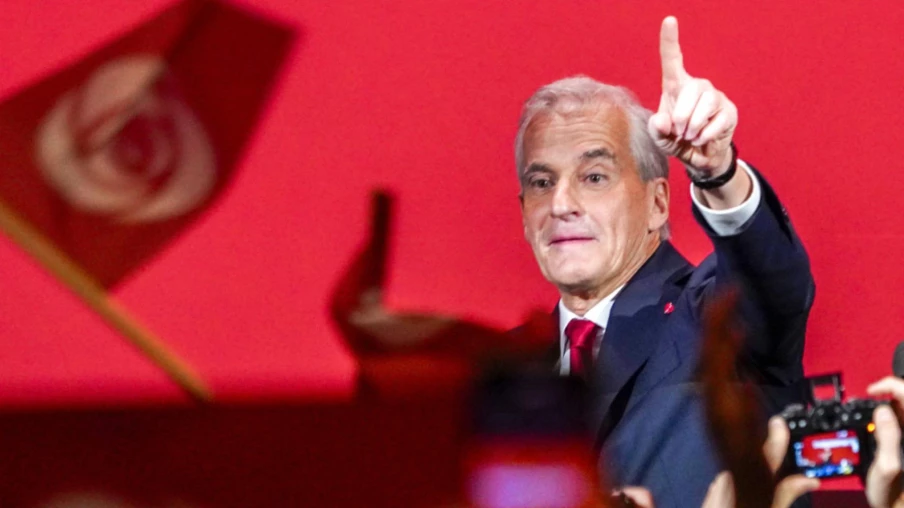 Législatives en Norvège: le Premier ministre revendique la victoire