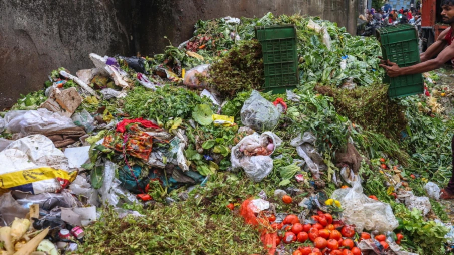 UE : nouvelle loi contre le gaspillage alimentaire et la fast fashion