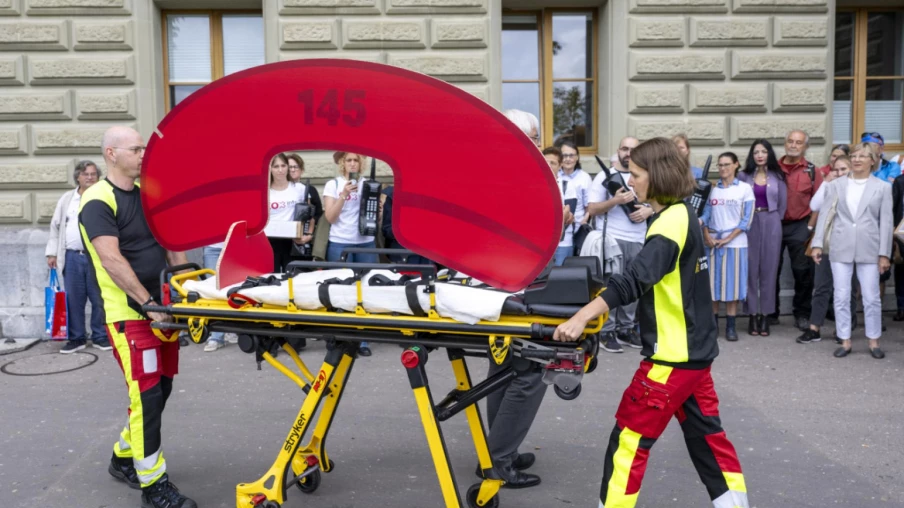 Pétition: 120'000 signataires pour sauver Tox Info Suisse