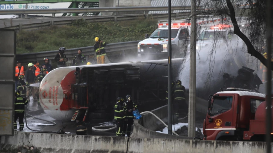 Mexico: au moins 3 morts dans l'explosion d'un camion de gaz