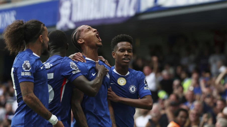 Chelsea accusé de 74 infractions sur les paiements à des agents