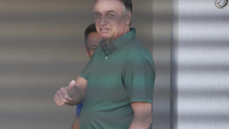 Ex-président brésilien Bolsonaro condamné à 27 ans de prison