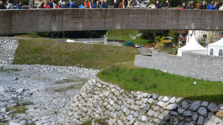 Ouvrages de protection inaugurés à Bondo (GR) huit ans après l'éboulement